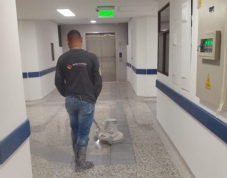 Equipo Brillomaster - Foto 9